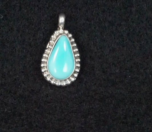 Pequeña Pendant